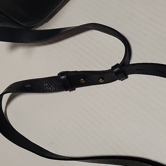 Madewell Transport Crossbody Bag and Madewell Post Wallet - Picture 15 of 16